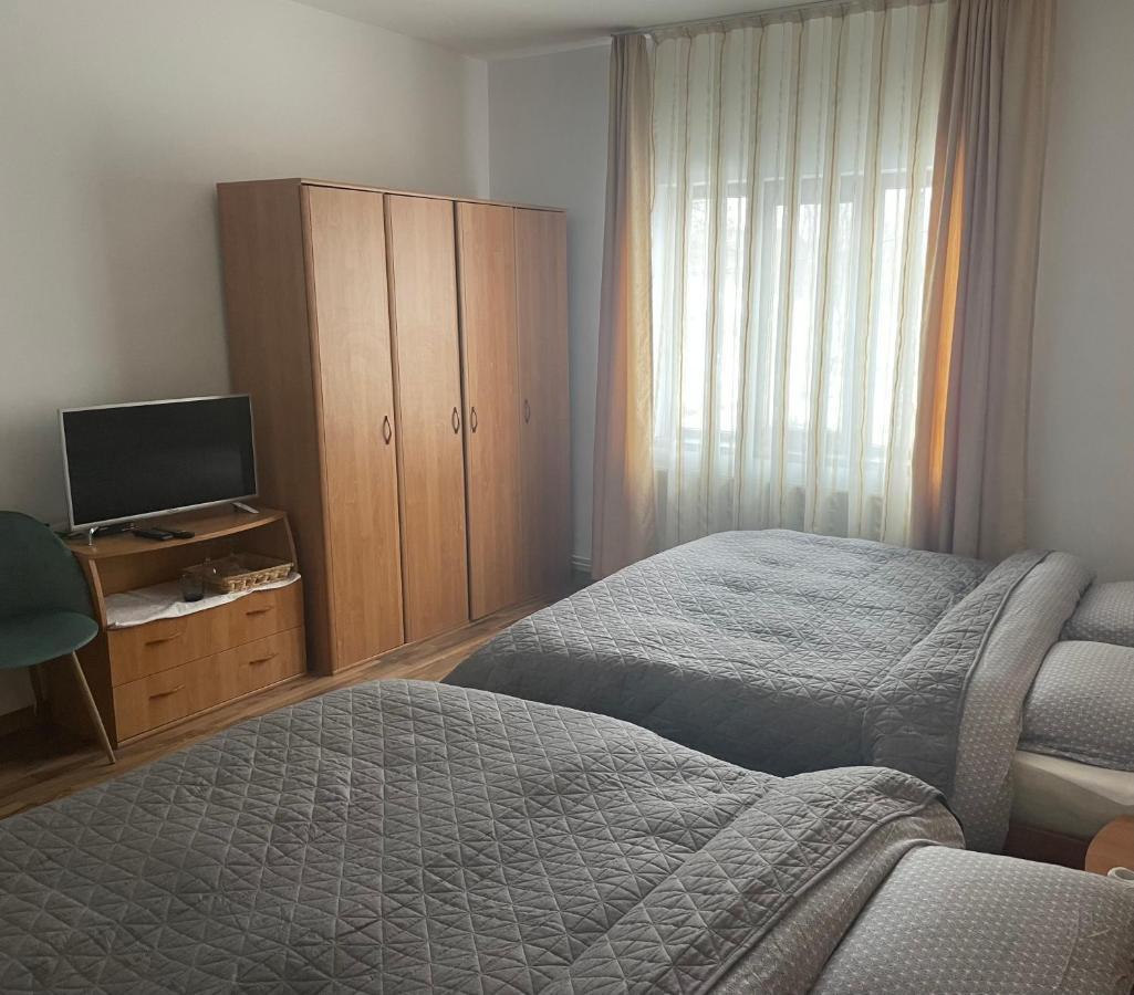Pensiunea Casa Eden Mărişel Екстериор снимка